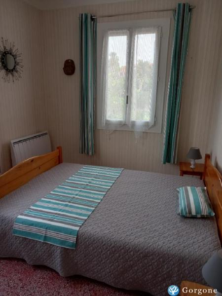 Photo n°8 de :VILLA 4 CHAMBRES TOUT CONFORT A COLLIOURE A 700M DU VILLAGE ET DES PLAGES   (2  8 personnes) GRAND TERRAIN CLOS ET ARBORE